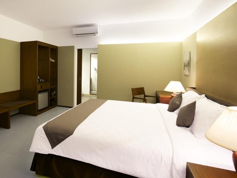 Hotel Neo+ Green Savana Sentul City Bogor Buitenkant foto